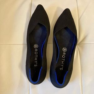 Rothy’s black the point flats